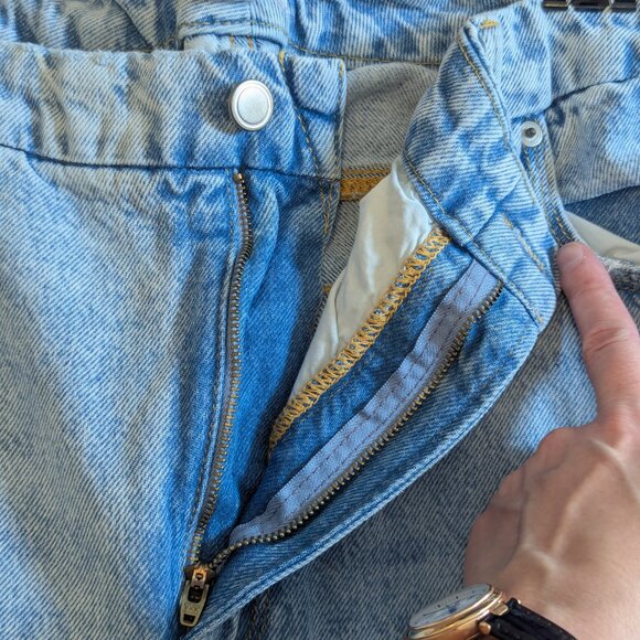 Good American Good 90's Jeans (16) - Picture 10 of 16